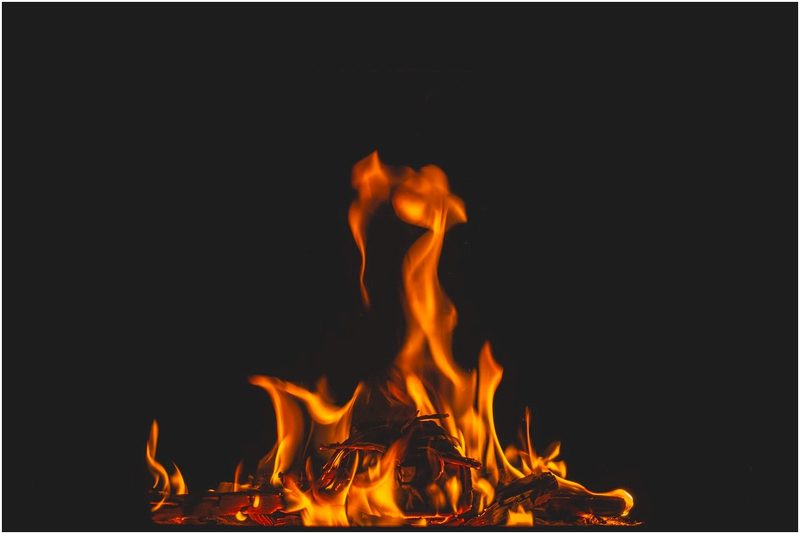 Melhores Chalés em Monte Verde com Banheira de Hidromassagem e Lareira: Onde o Frio Vira Conforto